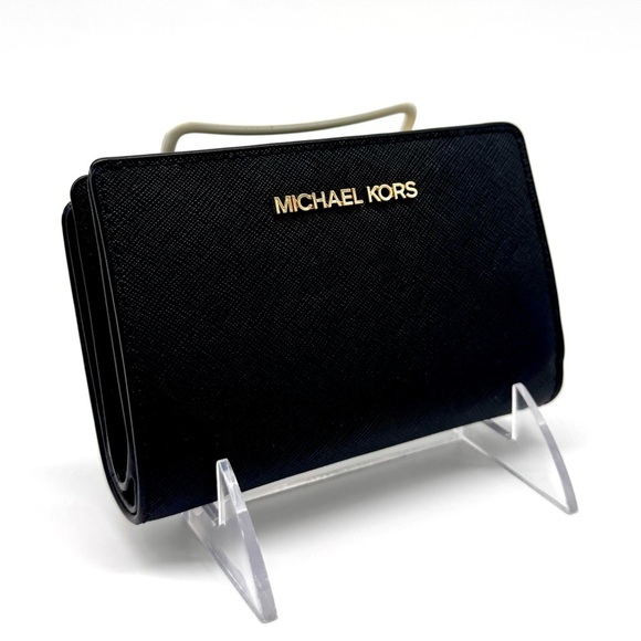 MICHAEL KORS JET SET TRAVEL SM ZIP AROUND CARD CASE LEATHER  Michael Kors Medium Jet Set Travel Zip Chain Bifold Wallet - Black/Gold